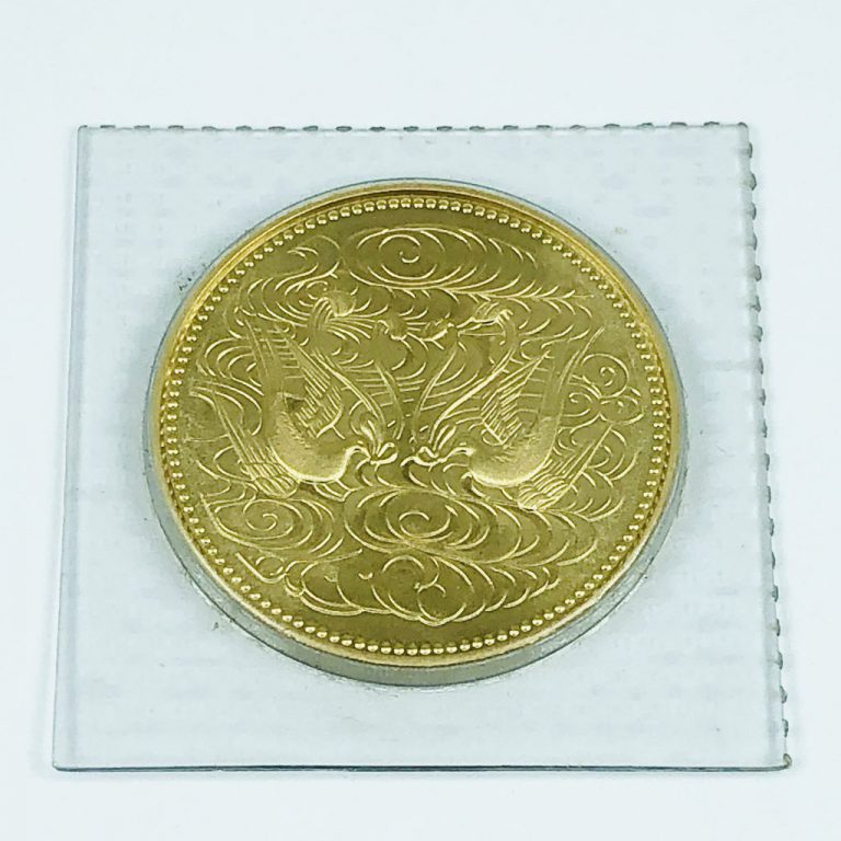 天皇陛下御在位六十年記念 拾万円金貨