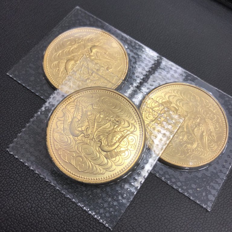 天皇陛下御在位60年記念金貨