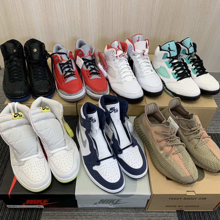 NIKE AIR JORDAN