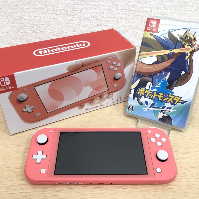 Nintendo Switch Lite / ポケットモンスター ソード